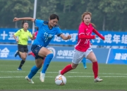 ac米兰-包含黄金赛事瞬间女足比赛中的争夺激情的词条