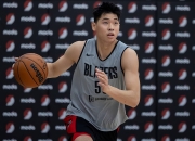 米兰捕鱼-开拓者球星突破自我，表现出色