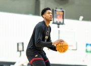 米兰体育下载-纽约尼克斯轻松胜下板凳球员包揽五累计