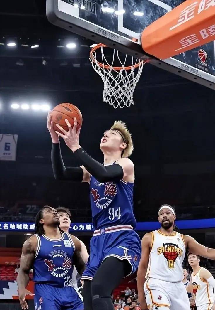 上海队客场大胜，给对手致命一击