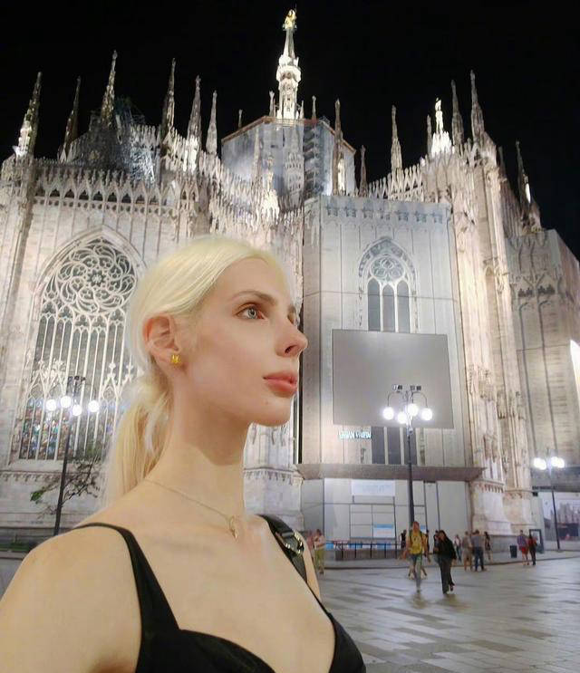 俄罗斯体操选手再创佳绩，斩获金牌