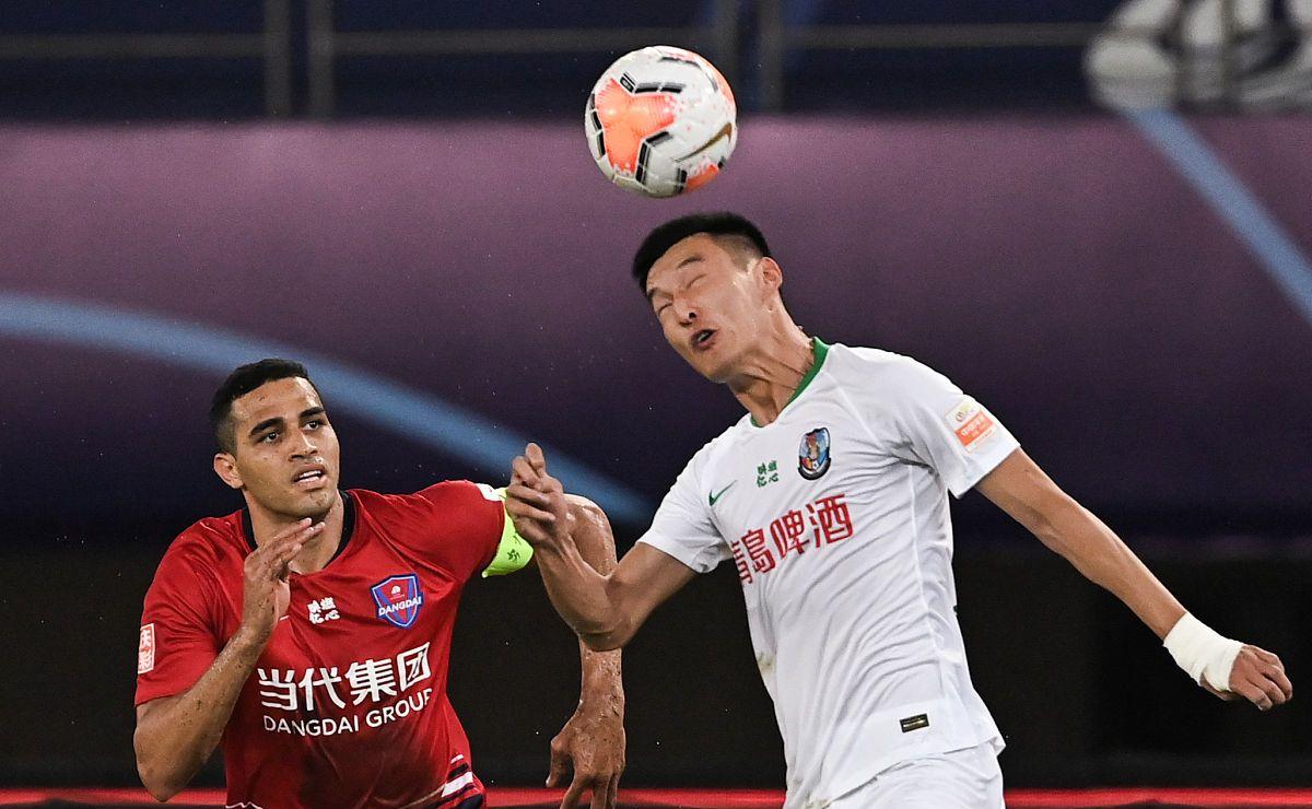 青岛黄海对阵天津泰达，谁能拿下关键三分？