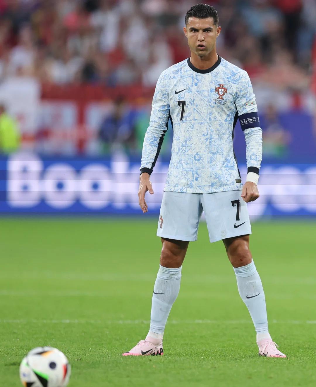 丹麦客场告捷格鲁吉亚，继续力拚欧洲杯