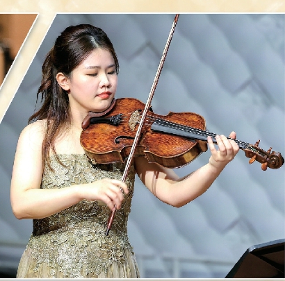 新秀球员闪耀舞台展现个人实力