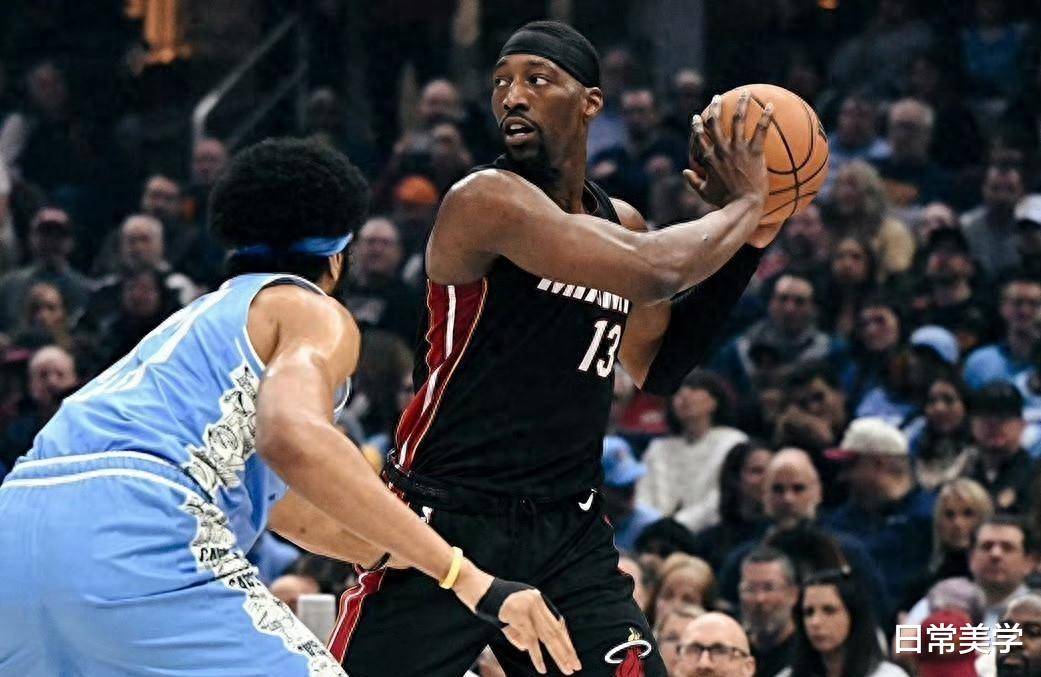 米切尔-罗宾逊助热火获胜