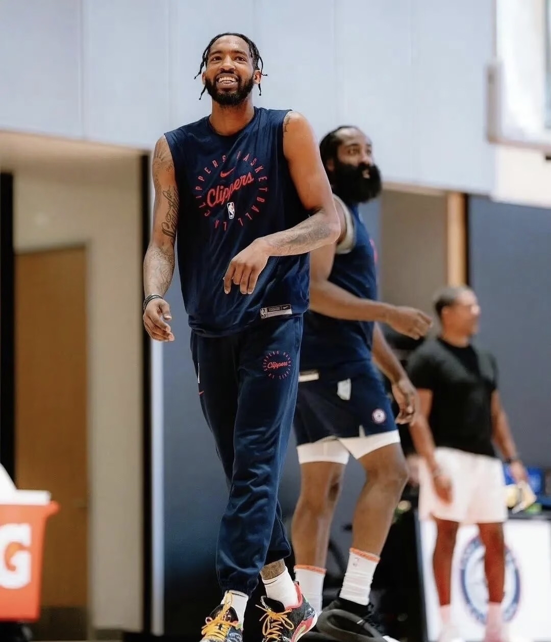 快船42分大胜爵士,取得开门红 快船42分大胜爵士,取得开门红