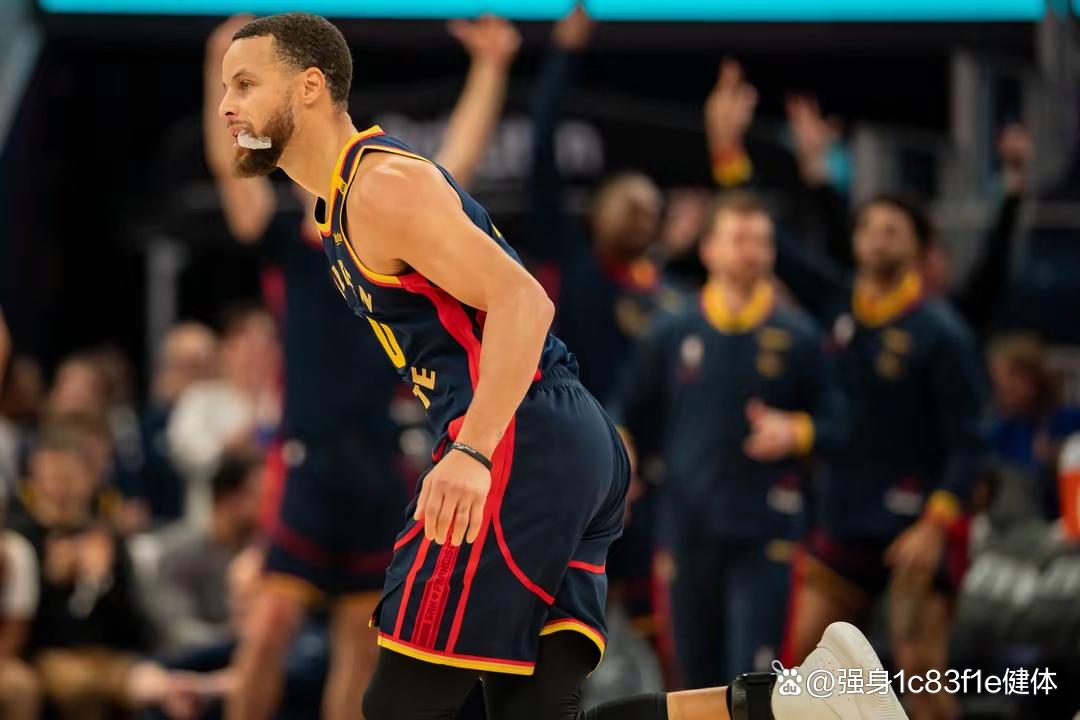 勇士轻松战胜掘金：库里砍下30+，全队火力爆棚的简单介绍